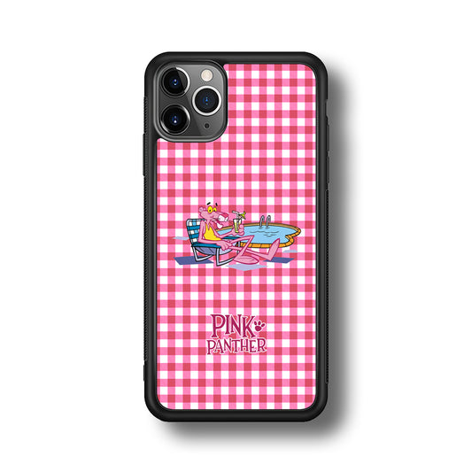 Pink Panther Relax with Swimming iPhone 11 Pro Case