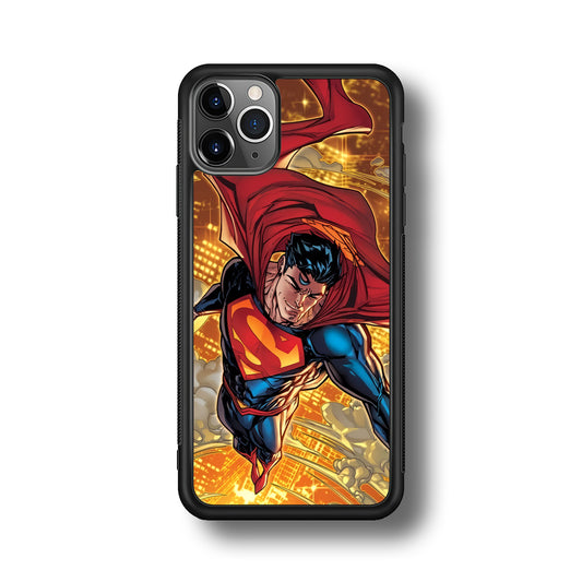 Superman Flying Through The City iPhone 11 Pro Case