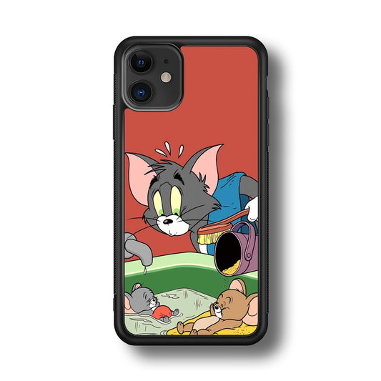 Tom and Jerry Do Not Be Noisy iPhone 11 Case