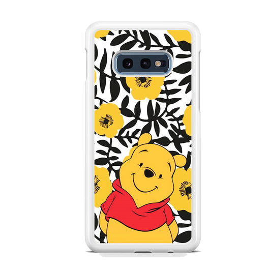 Winnie The Pooh Cheerful Day Samsung Galaxy S10E Case